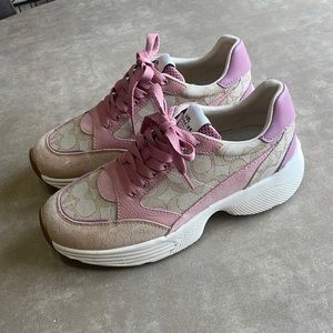 Coach C152 Tech Runner Womens- Pink